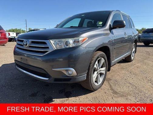 Magnetic Gray Metallic 2011 Toyota Highlander Limited
