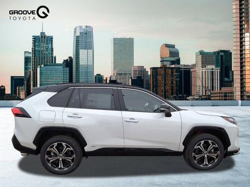 2025 Toyota RAV4 Hybrid SE