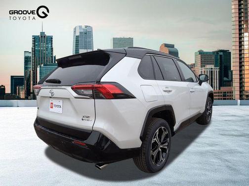 2025 Toyota RAV4 Hybrid SE