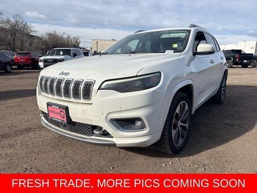 2019 Jeep Cherokee Overland