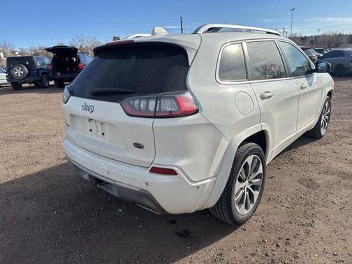 2019 Jeep Cherokee Overland