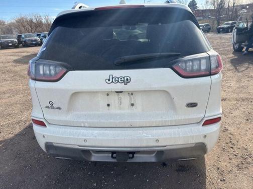 2019 Jeep Cherokee Overland