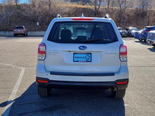 2017 Subaru Forester 2.5i