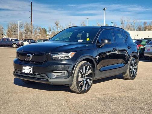 2022 Volvo XC40 Recharge Pure Electric P8 Twin Ultimate