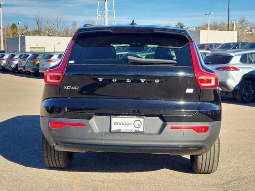 2022 Volvo XC40 Recharge Pure Electric P8 Twin Ultimate