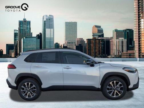 2025 Toyota Corolla Cross XLE