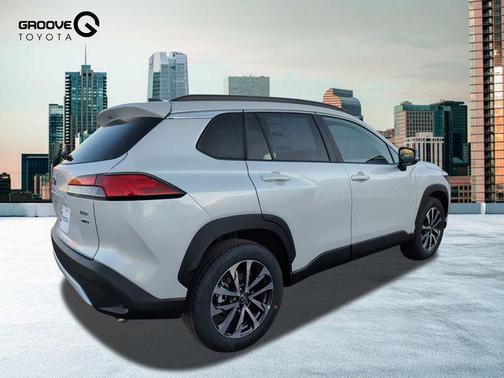 2025 Toyota Corolla Cross XLE