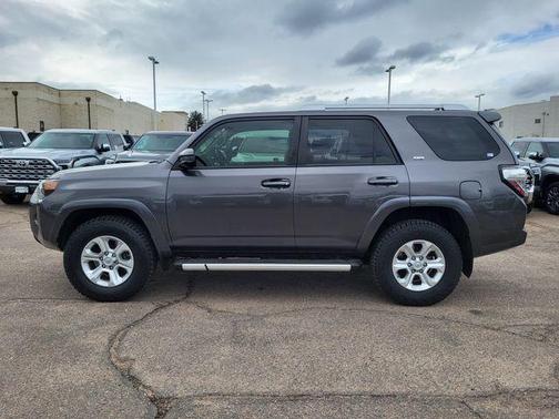 Magnetic Gray Metallic 2015 Toyota 4Runner SR5