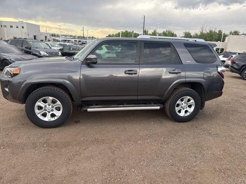 Magnetic Gray Metallic 2015 Toyota 4Runner SR5