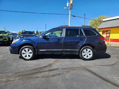 Deep Indigo Pearl 2014 Subaru Outback 2.5i Premium