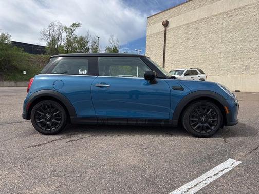 2023 MINI Hardtop Cooper
