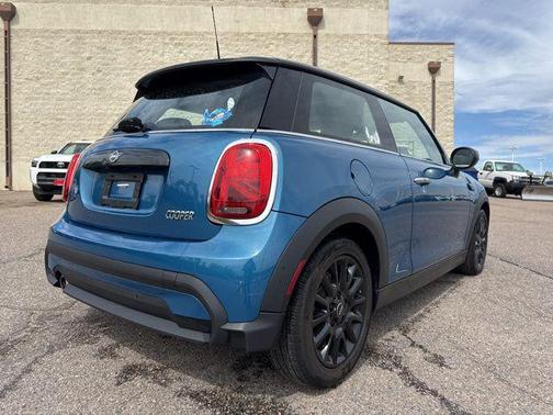 2023 MINI Hardtop Cooper