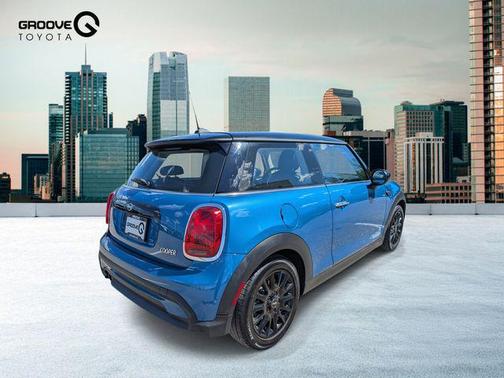 2023 MINI Hardtop Cooper