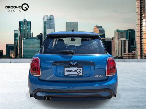 2023 MINI Hardtop Cooper