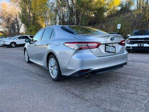 2018 Toyota Camry Hybrid XLE