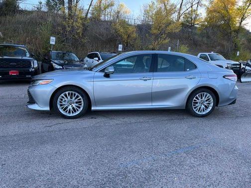 2018 Toyota Camry Hybrid XLE