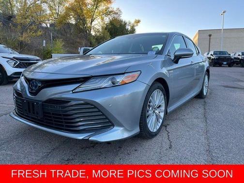 2018 Toyota Camry Hybrid XLE