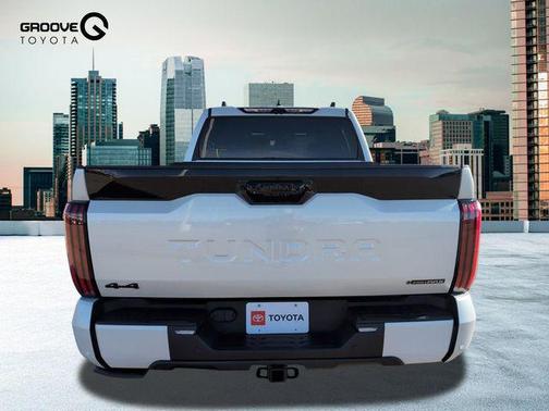 2025 Toyota Tundra Hybrid Platinum