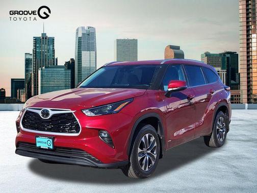 2025 Toyota Highlander Hybrid XLE