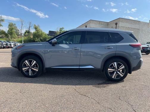 2021 Nissan Rogue SL