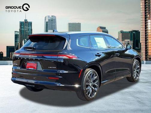 2025 Toyota Crown Signia Limited