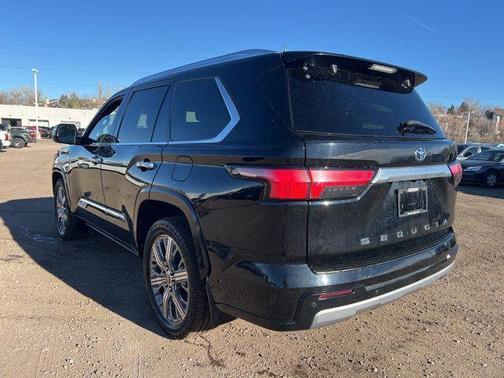 2023 Toyota Sequoia Capstone