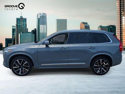 2022 Volvo XC90 Recharge Plug-In Hybrid T8 Inscription Expression 7 Passenger