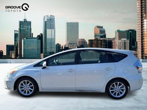 2012 Toyota Prius v Five
