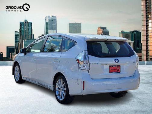 2012 Toyota Prius v Five