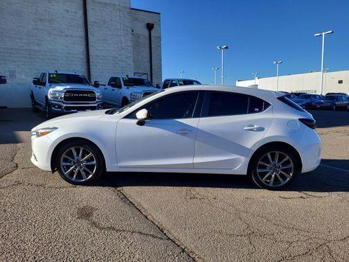 2018 Mazda Mazda3 Touring
