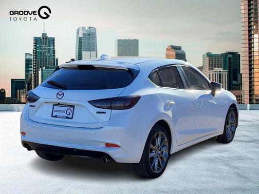 2018 Mazda Mazda3 Touring