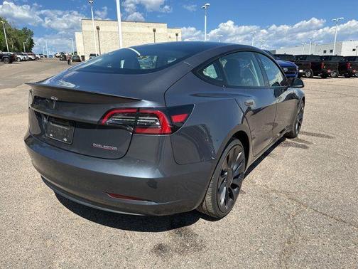 2023 Tesla Model 3 Performance