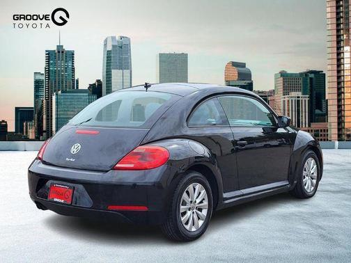 2016 Volkswagen Beetle 1.8T Wolfsburg Edition w/PZEV