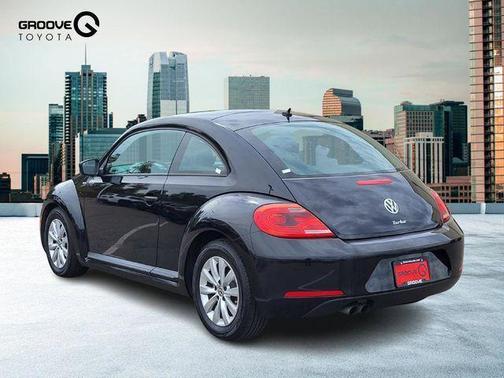 2016 Volkswagen Beetle 1.8T Wolfsburg Edition w/PZEV