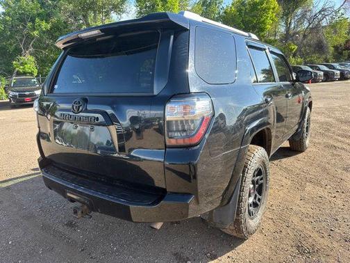 Midnight Black Metallic 2016 Toyota 4Runner SR5