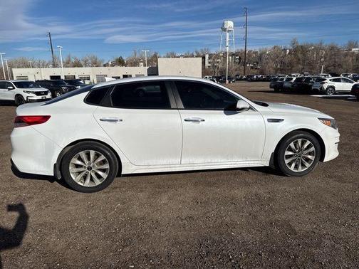 2017 Kia Optima LX