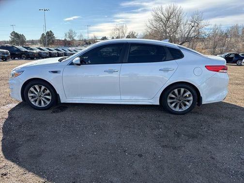 2017 Kia Optima LX