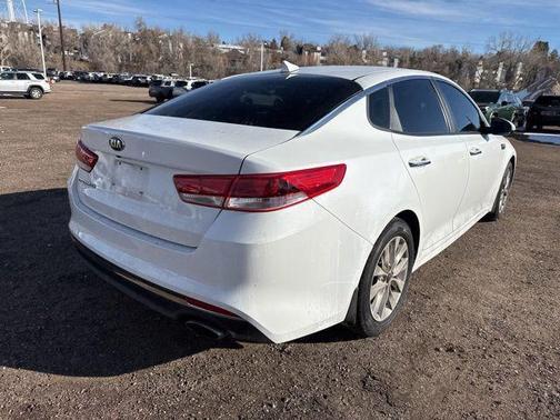 2017 Kia Optima LX