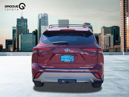 2025 Toyota Highlander Platinum