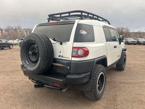 2014 Toyota FJ Cruiser Base