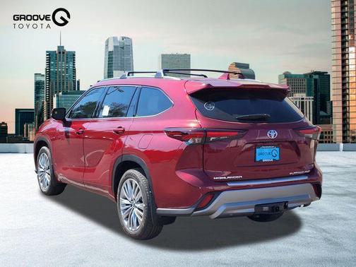 2025 Toyota Highlander Platinum