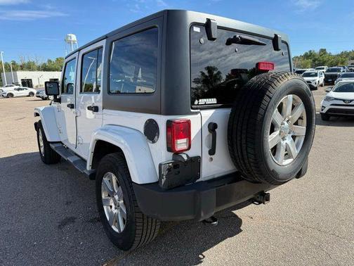 2013 Jeep Wrangler Unlimited Sahara