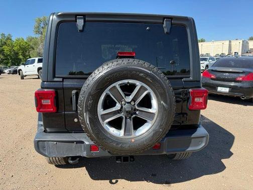 Black Clearcoat 2018 Jeep Wrangler Unlimited Sahara