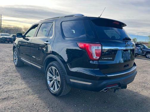 Shadow Black 2018 Ford Explorer Limited