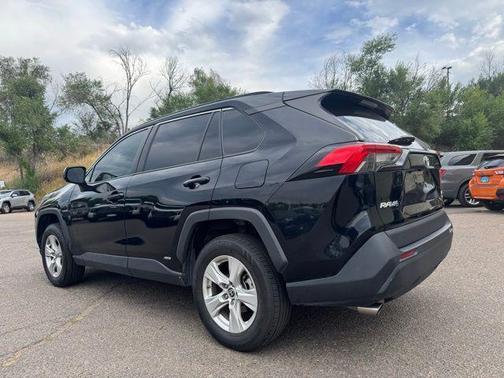 2021 Toyota RAV4 Hybrid LE