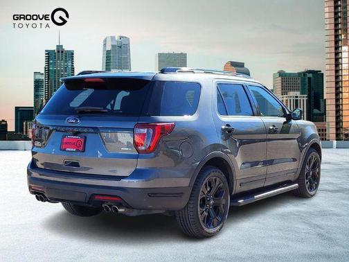 2019 Ford Explorer Sport