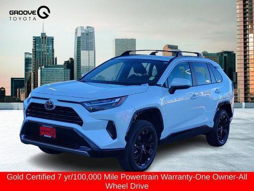 2025 Toyota RAV4 Hybrid SE