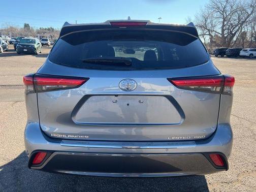 2022 Toyota Highlander Limited