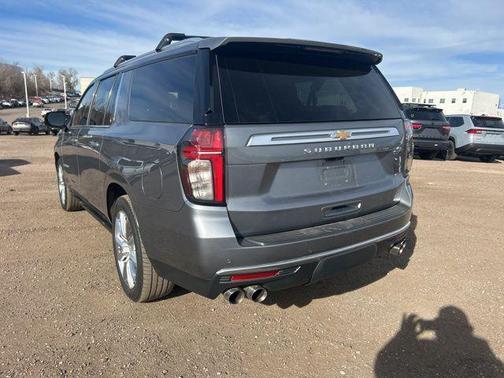 2021 Chevrolet Suburban 4WD High Country