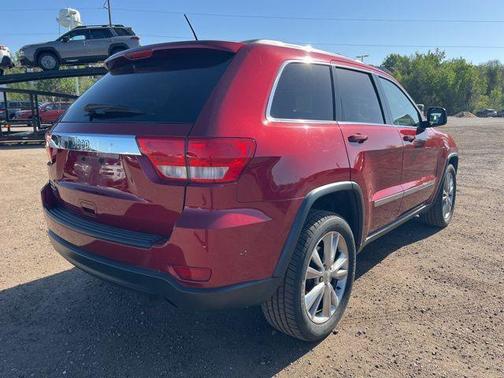 Deep Cherry Red Crystal Pearlcoat 2012 Jeep Grand Cherokee Laredo